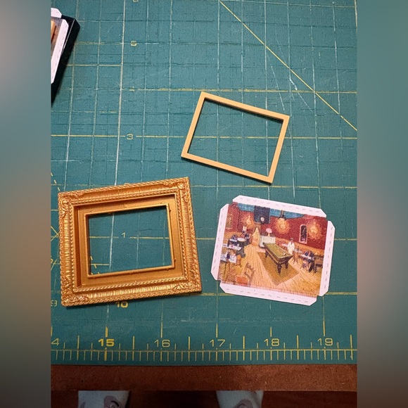 Mini Brands Masterpieces - Set of 4 with 2 accessories - Picture 5 of 10